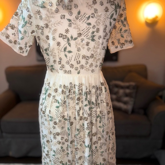 NEW Gorgeous Hand Beaded Ivory Floral Dress – Size S– Retail $180 - Picture 7 of 10
